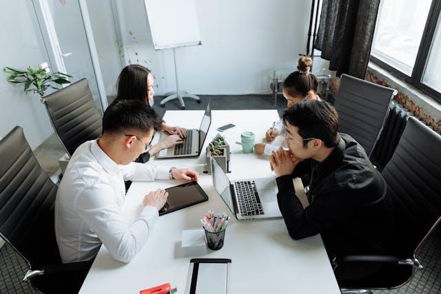 The Future of Property Sales: From Listings to Interactive Digital Experiences